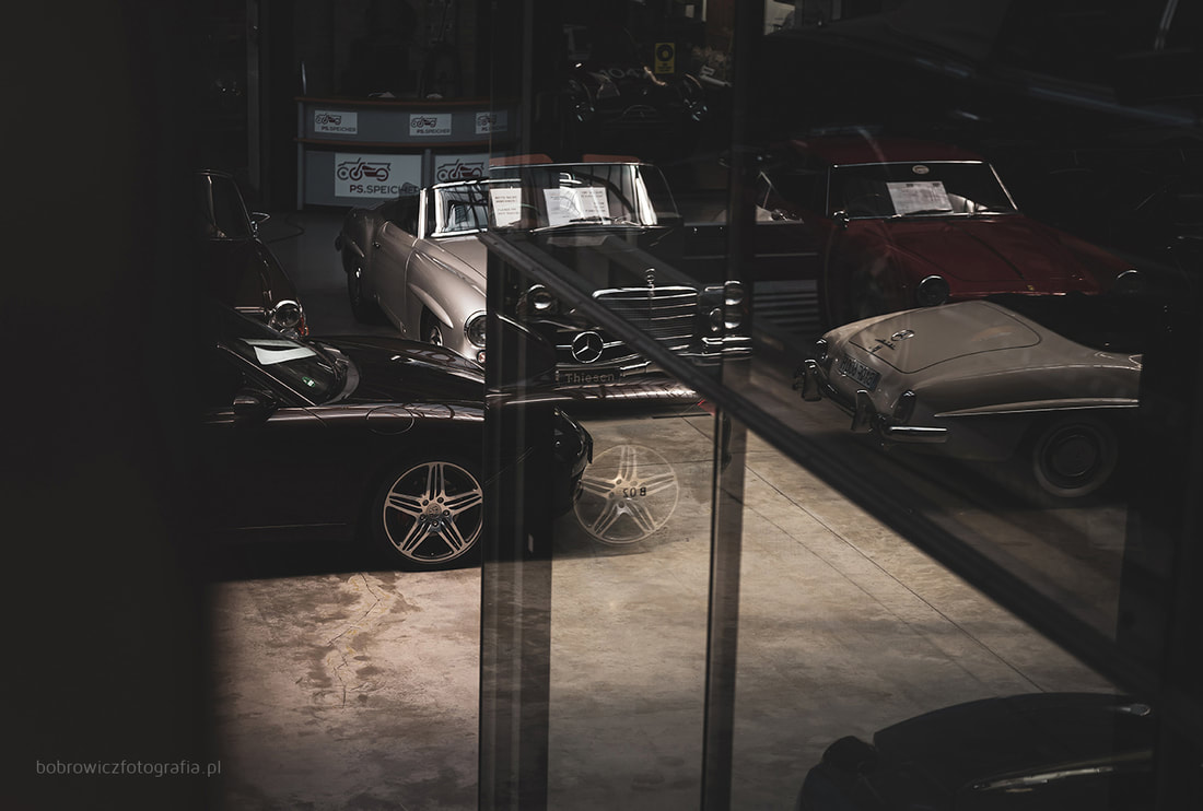 Classic Remise, Berlin - Ferrari 250, Porsche 911, Mercedes 300 SL, 190 SL Roadster